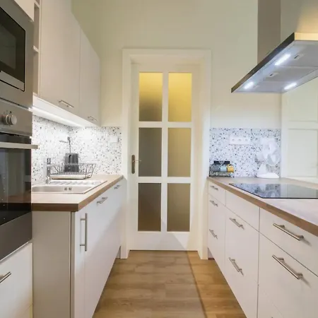 Appartement Elegantna Prostorna Stanovanja V Centru Ljubljane *